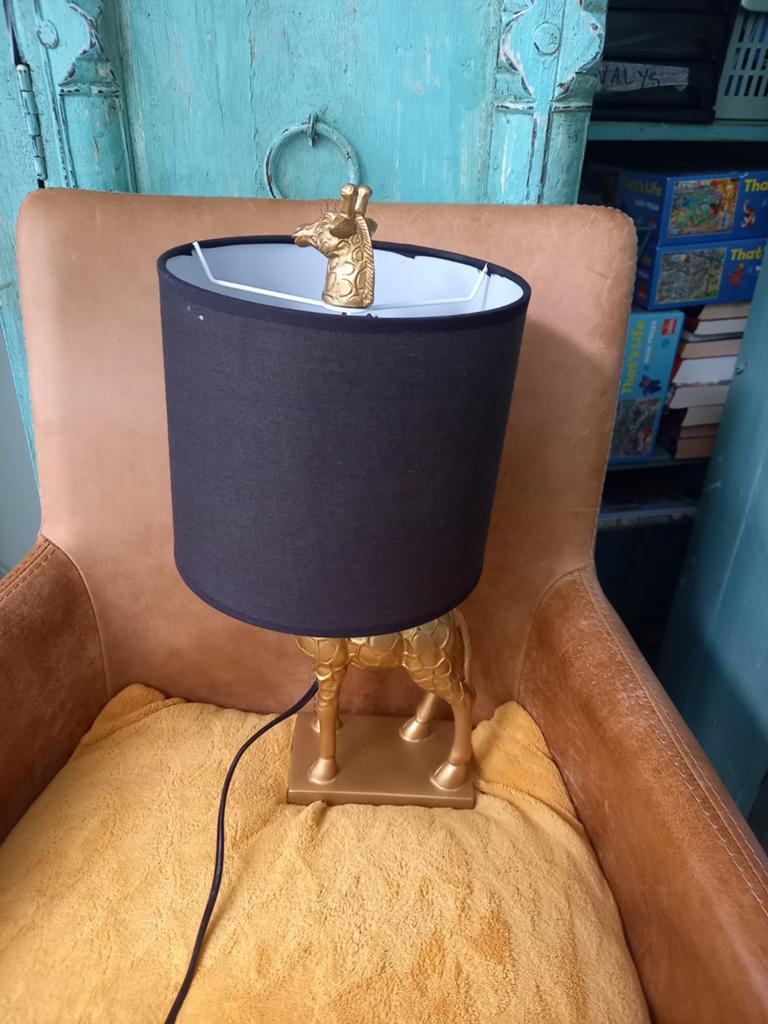Gouden Giraffe Tafellamp met Zwarte Kap, Modern, Speels, Afrikaans, Stof, Ophalen of Verzenden, Zo goed als nieuw