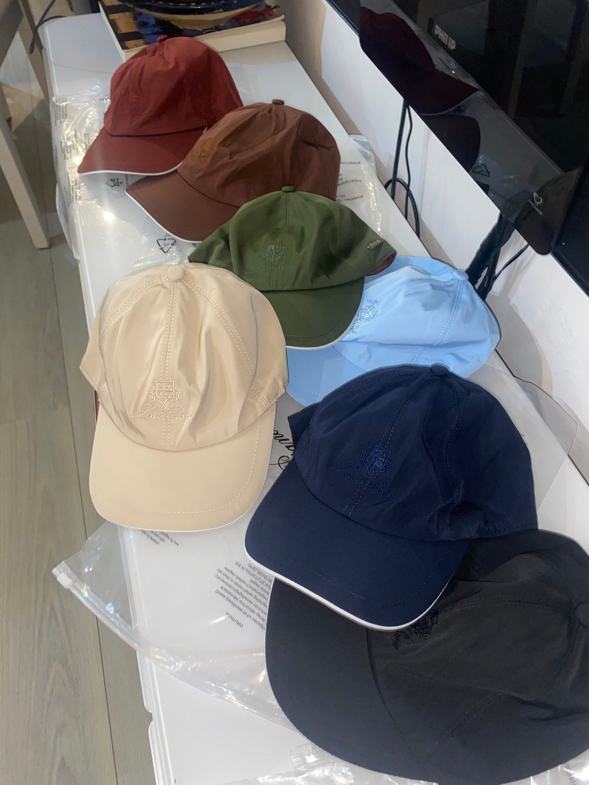 Loro piana petten - nieuwstaat, Kleding | Heren, Hoeden en Petten, Nieuw, Pet, Privacy@loropiana.com, Loro Piana