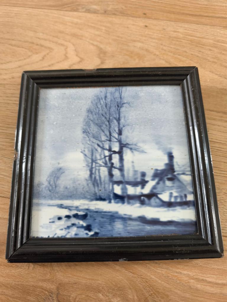 Antieke Porceleyne Fles Delft tegel in houten lijst, Antiek en Kunst, Antiek | Wandborden en Tegels, Ophalen of Verzenden