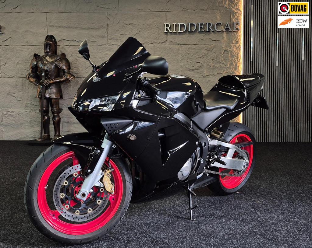 Honda Sport CBR 600RR|ARROW uitlaat|19.000km|GARANTIE|VELGEN, Sportuitlaat, Bedrijf, Sport, Meer dan 35 kW