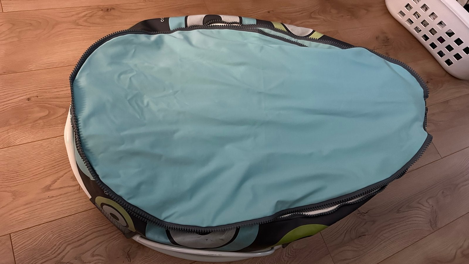 Comfortabele doomoo zitzak met en zonder gordel, Kinderen en Baby's, Wipstoeltjes, Gebruikt, Wipstoel, Met gordel(s) of riempje(s)