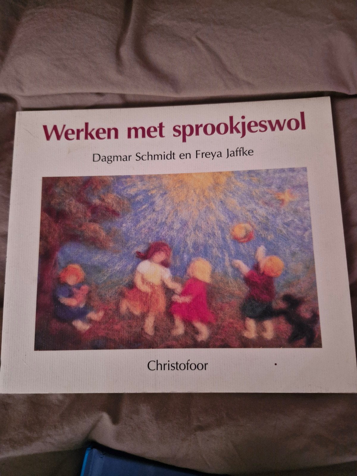 Werken met sprookjeswol - Dagmar Schmidt & Freya Jaffke, Boeken, Ophalen of Verzenden, Gelezen, Dagmar Schmidt, Freya Jaffke