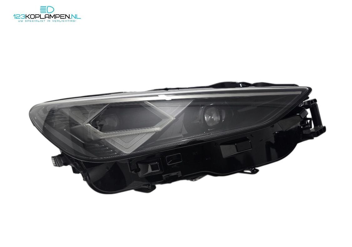 Cupra Terramar koplamp rechts Matrix LED, Gebruikt, -, -, Verzenden
