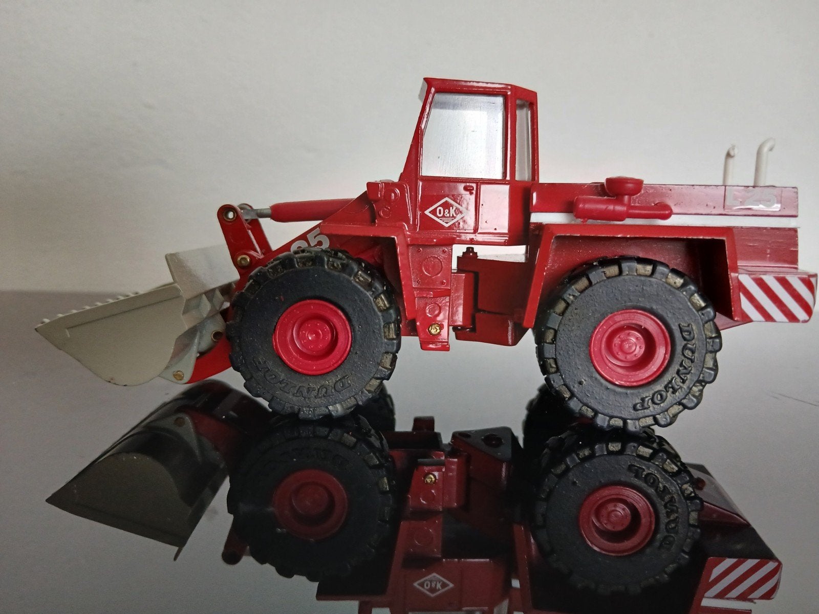 O&K L25 shovel model met originele verpakking - Topstaat, Ophalen of Verzenden, Zo goed als nieuw