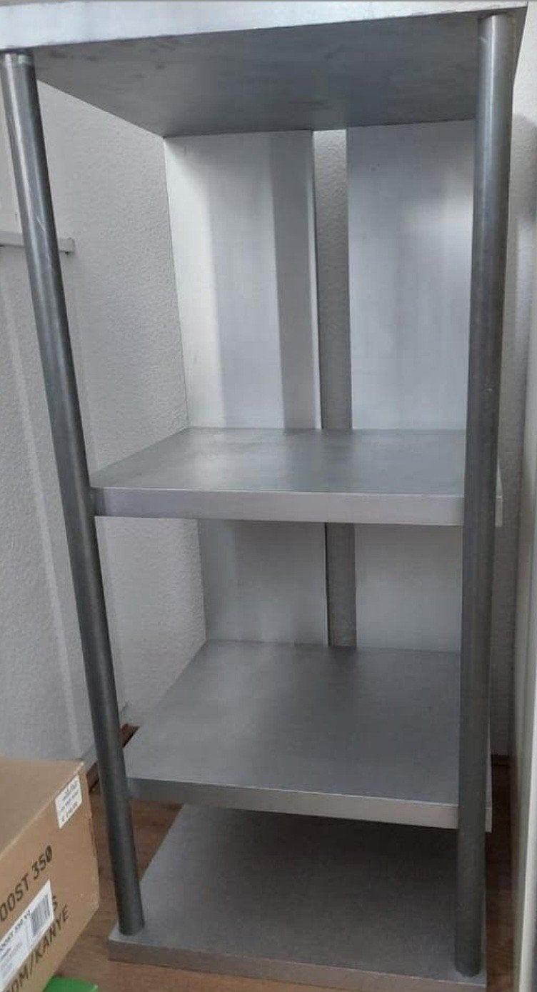 Open  kast met planken GRATIS, Ophalen, 25 tot 50 cm