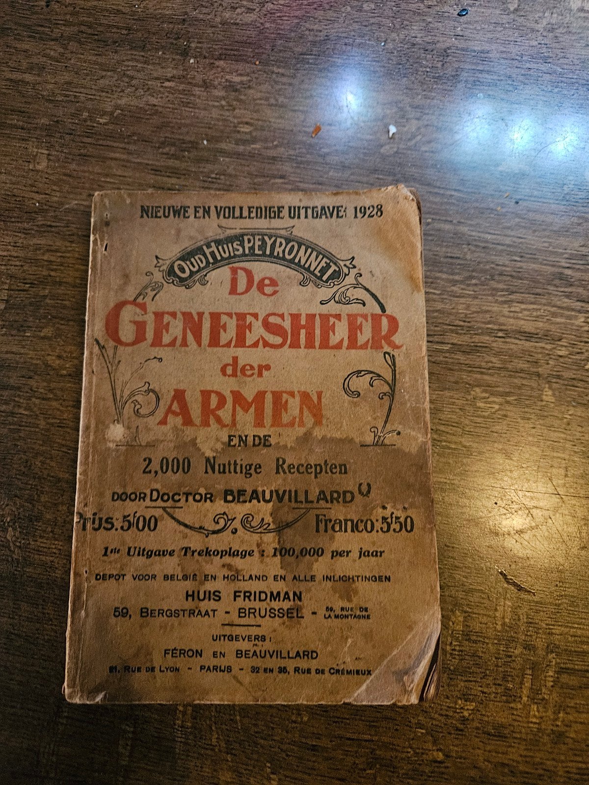 De Geneesheer der Armen - Oude Uitgave 1928, Ophalen, Gelezen, Overige typen, Doctor Beauvillard