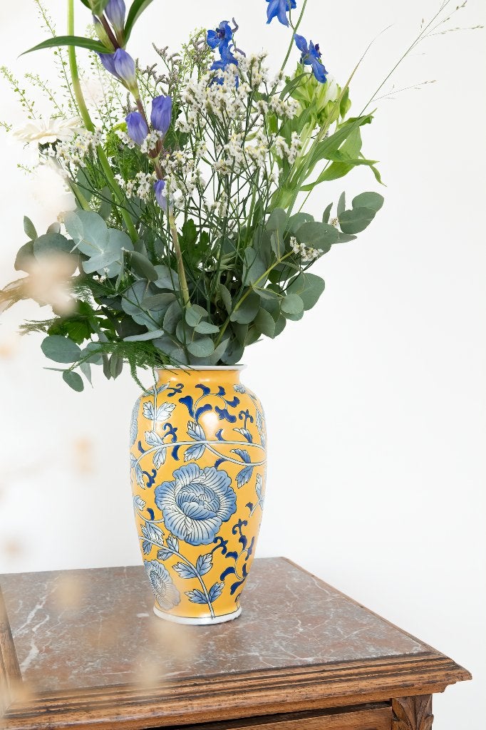 Vintage chinese vaas bloemen geel blauw, Antiek en Kunst, Ophalen of Verzenden