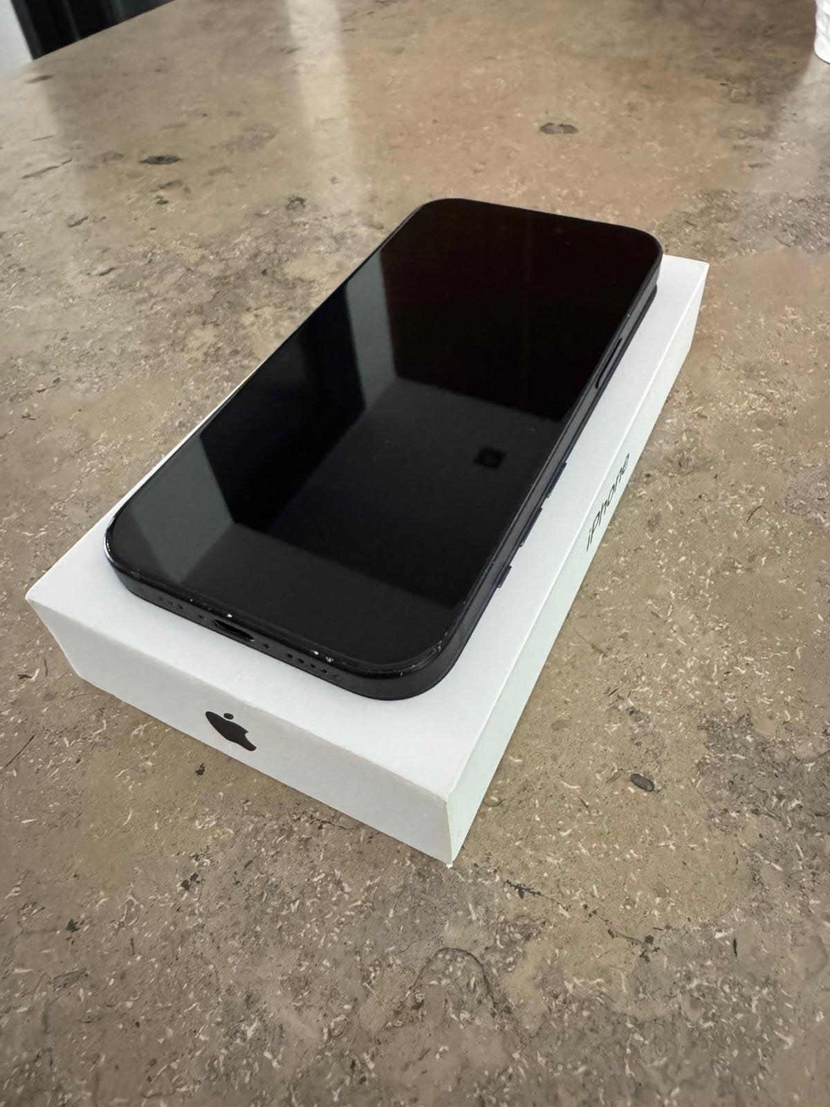Zo goed als nieuwe iPhone 15 Zwart 128 GB, Telecommunicatie, Mobiele telefoons | Apple iPhone, 128 GB, Zwart, Ophalen of Verzenden