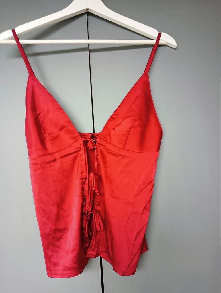 Rood topje met lintjes mt M van Shein, Maat 38/40 (M), Ophalen of Verzenden, Zo goed als nieuw, Zonder mouw