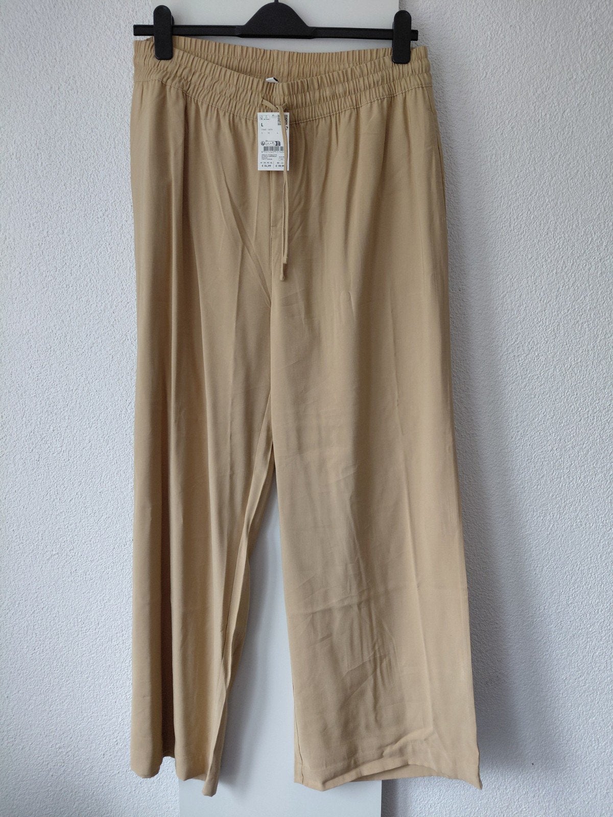 HEMA pantalon beige L, Ophalen, Beige, Maat 42/44 (L), Nieuw