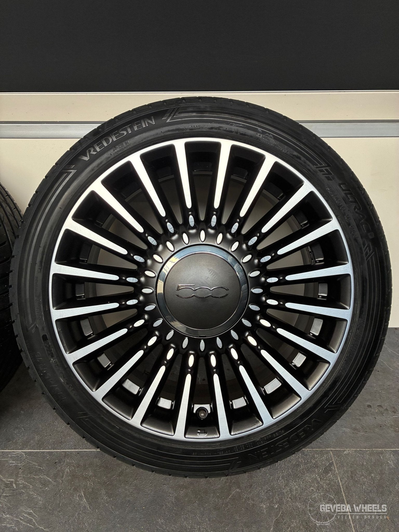 16” originele Fiat 500 velgen + zomerbanden 4x98 52014013, Gebruikt, -, Banden en Velgen, Ophalen of Verzenden