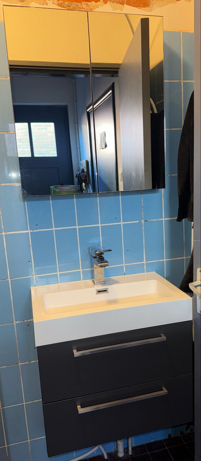 IKEA wastafelmeubel met spiegelkast en kraan, Ophalen, Gebruikt, 50 tot 100 cm, Minder dan 100 cm