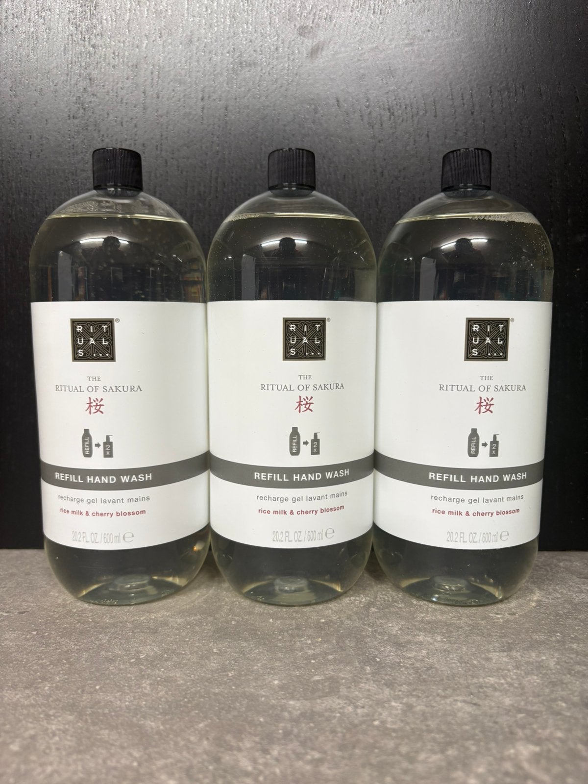 Rituals of Sakura handzeep navulling 600ml, Ophalen of Verzenden, Nieuw, Bodylotion, Crème of Olie