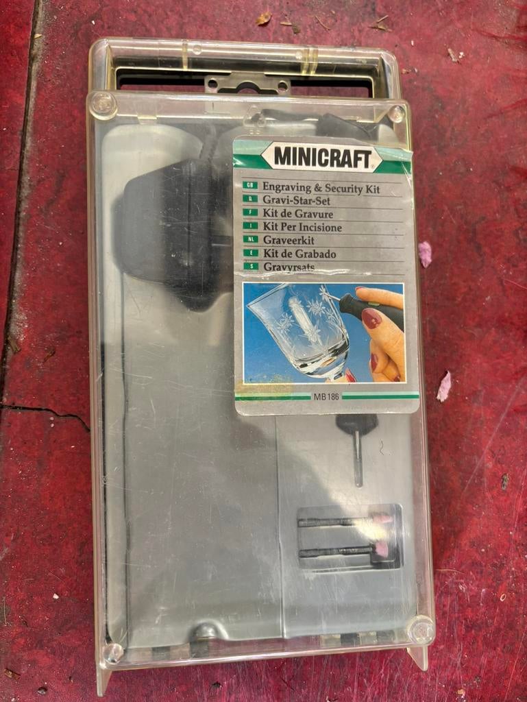 Minicraft graveerset, vintage, nieuwstaat, Ophalen of Verzenden, Zo goed als nieuw, Gereedschap of Toebehoren, Overige merken