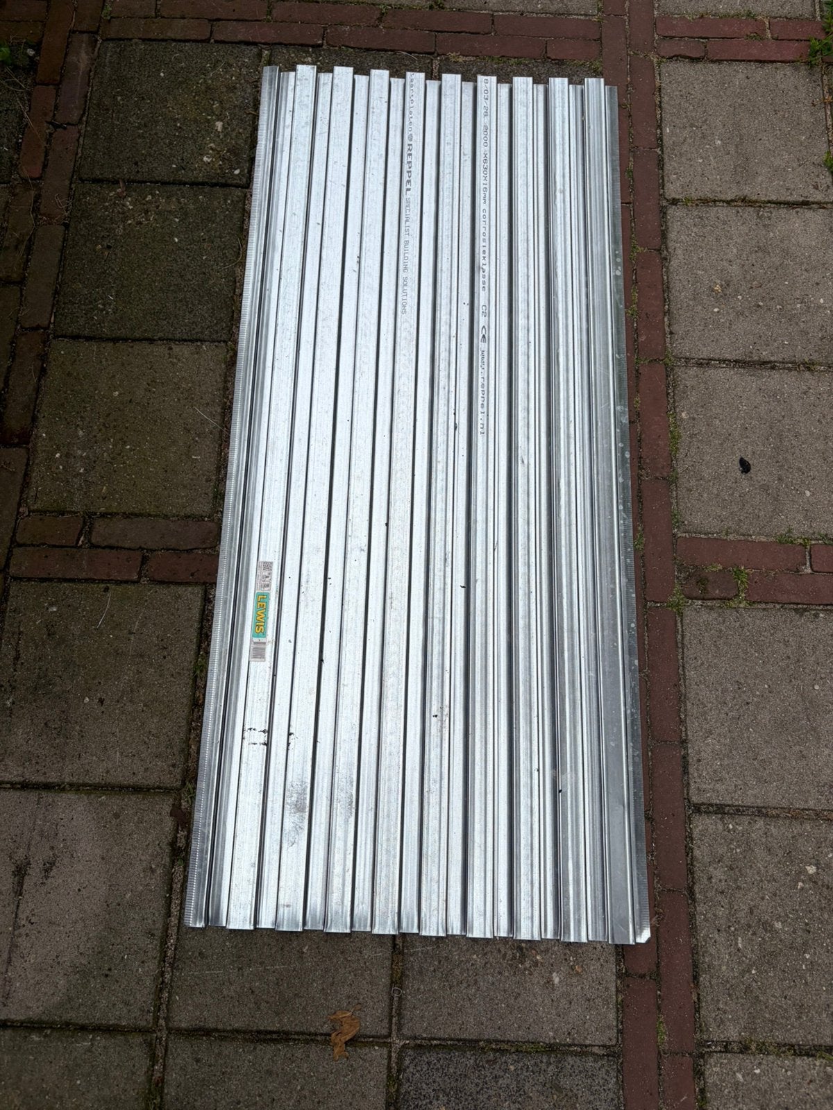 Lewis plaat / zwaluwstaart plaat, Ophalen, Nieuw, Overige metalen