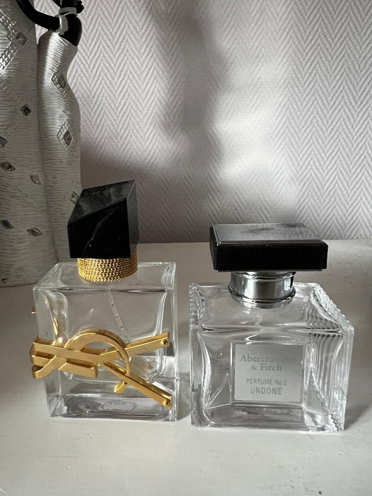 2 lege parfumflesjes, Verzamelen, Ophalen, Gebruikt, Parfumfles