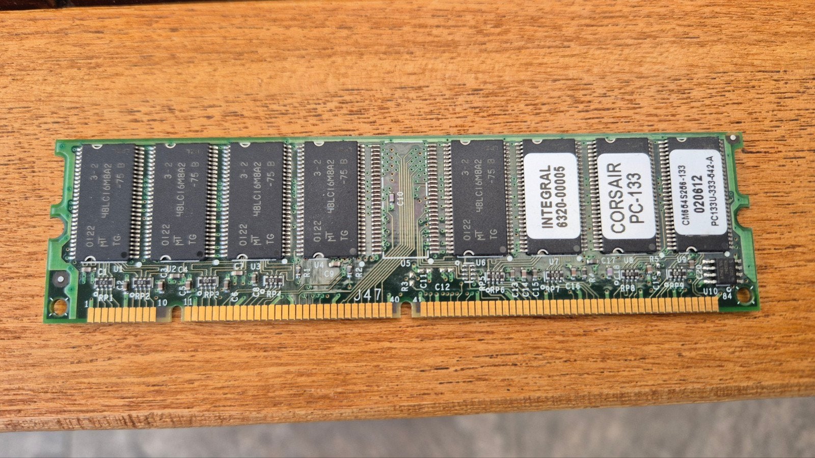 Corsair 256MB PC-133 SDRAM voor Pentium III/Athlon, Computers en Software, Ophalen of Verzenden