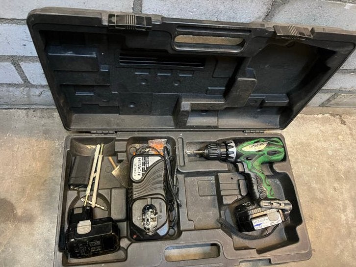 Hitachi Boor- en Schroefmachine met Accu en Oplader, Gebruikt, Variabele snelheid, Ophalen of Verzenden, Boor- en Schroefmachine