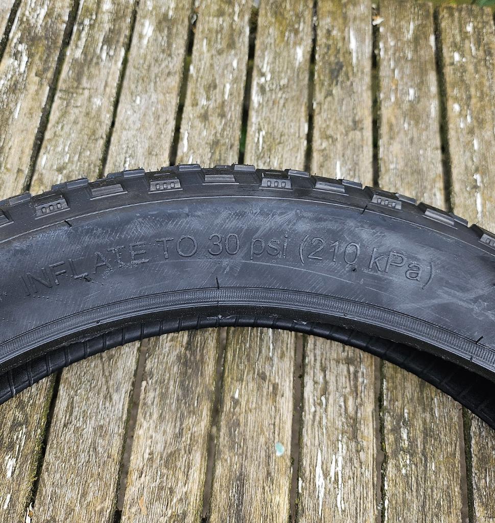 20” FatBike Noppen Buitenbanden 20 x 4.0 inch, Fietsen en Brommers, Fietsonderdelen, Band, Onbekend, Nieuw, Ophalen of Verzenden