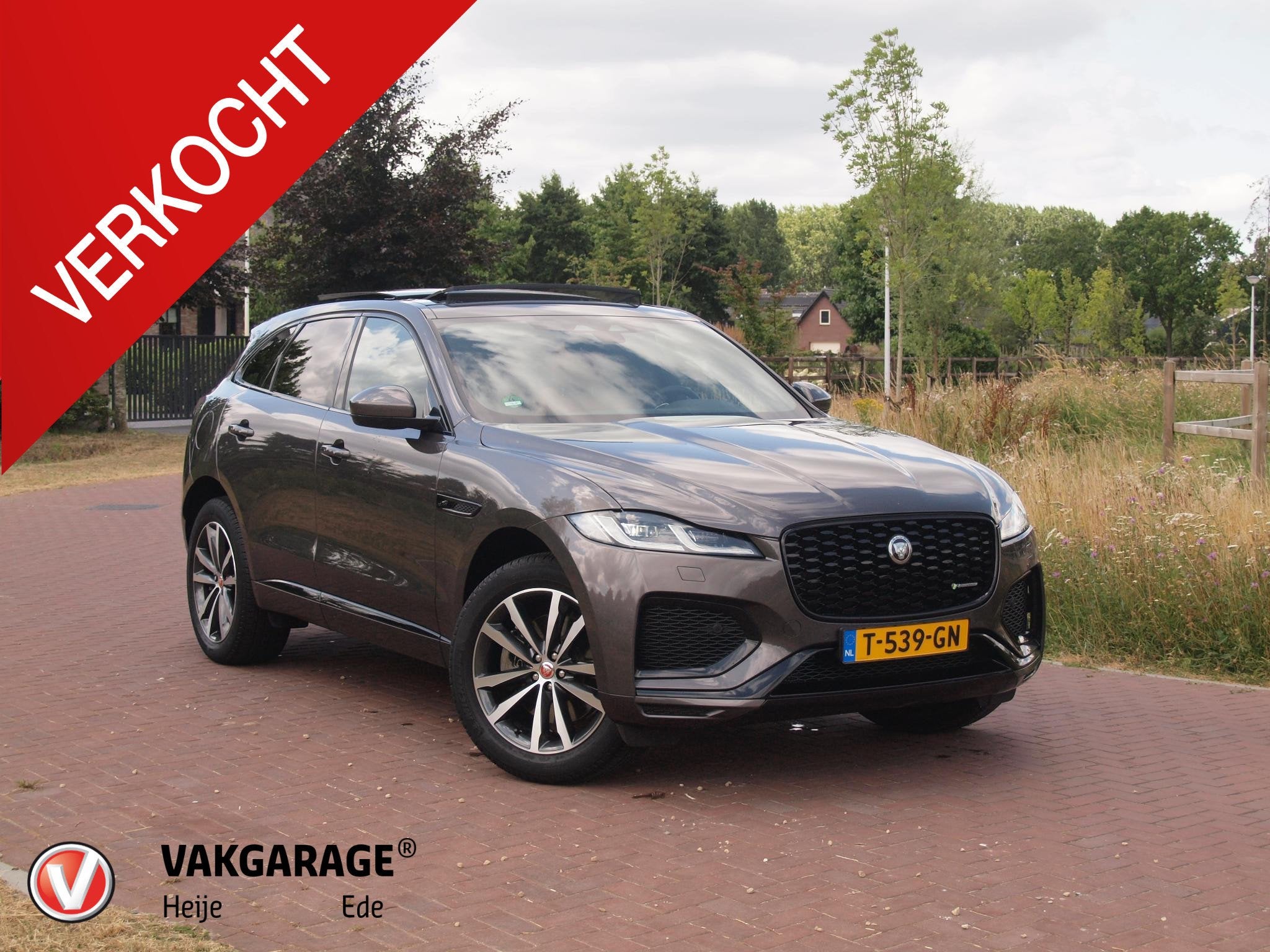Jaguar F-PACE 2.0 P400e PHEV SE R-Dynamic | Panoramadak | Ca, Auto's, Automaat, Dealer onderhouden, 404 pk, Gebruikt