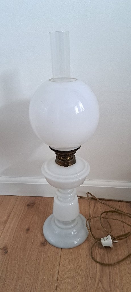 Vintage petroliumlamp, Antiek en Kunst, Antiek | Lampen, Ophalen of Verzenden