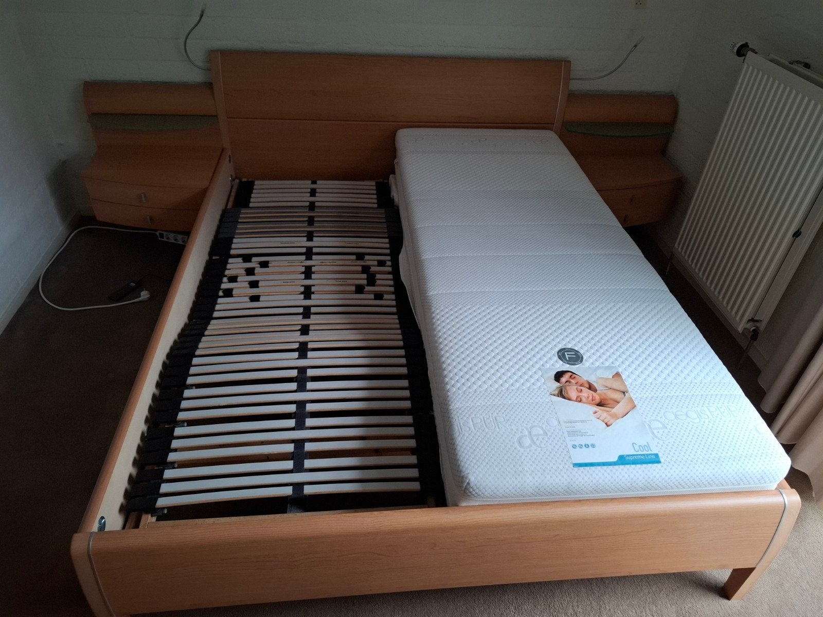 Oxford bed 160x200 met elektrische bodems en matrassen, Ophalen of Verzenden, Tweepersoons, Hout, 160 cm