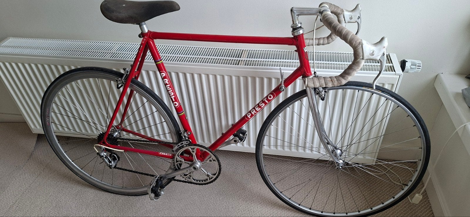 Vintage Presto racefiets - Rood, denk 28 inch wielen en 10, Fietsen en Brommers, Fietsen | Racefietsen, Gebruikt, Ophalen, Overige merken