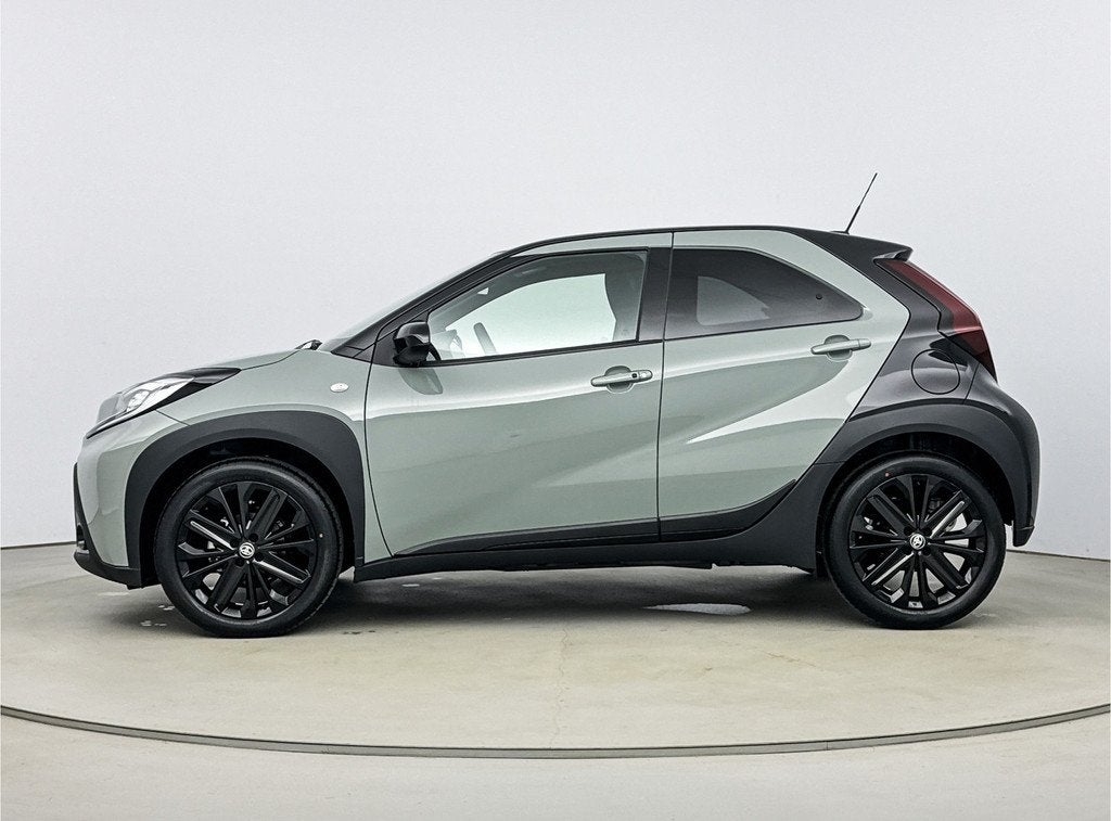 Toyota Aygo X 1.0 VVT-i MT Premium (bj 2025), Auto's, Toyota, Voorwielaandrijving, 12 maanden, 4 stoelen, Leder en Stof