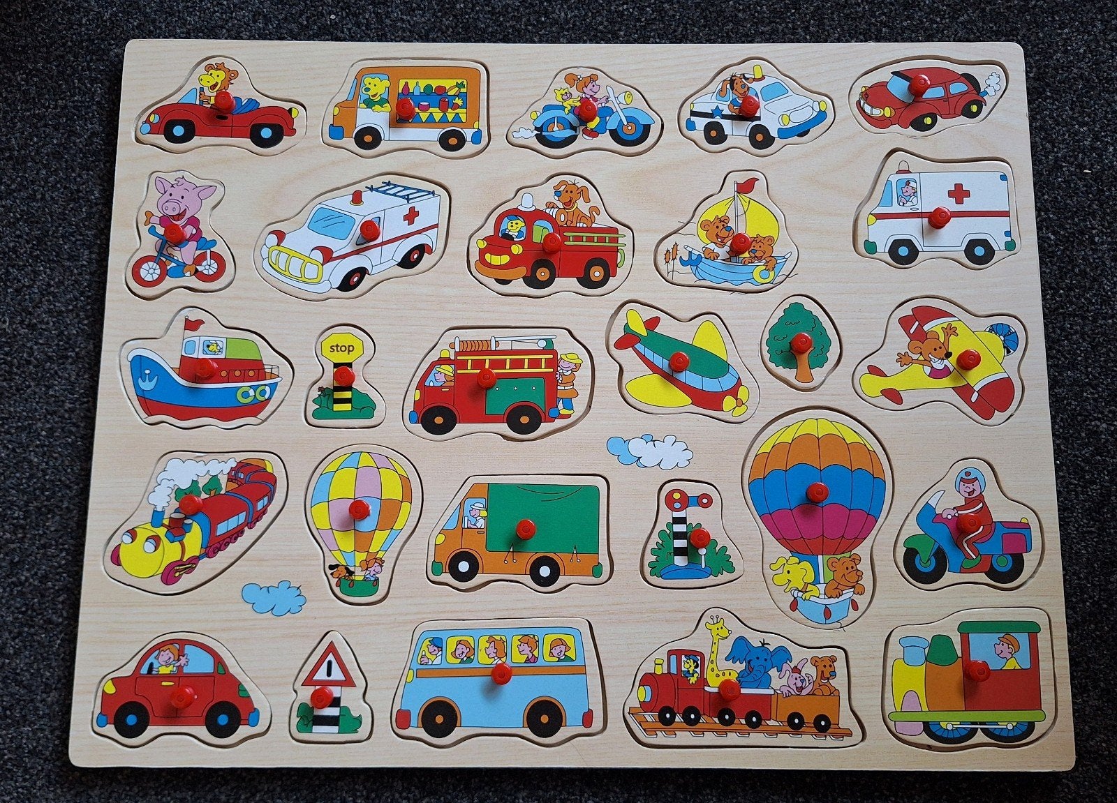 Grote houten puzzel met noppen - Voertuigen thema, Ophalen of Verzenden, Gebruikt, Puzzelen