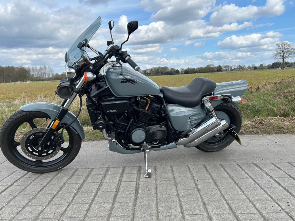 Honda supermagna, Ophalen