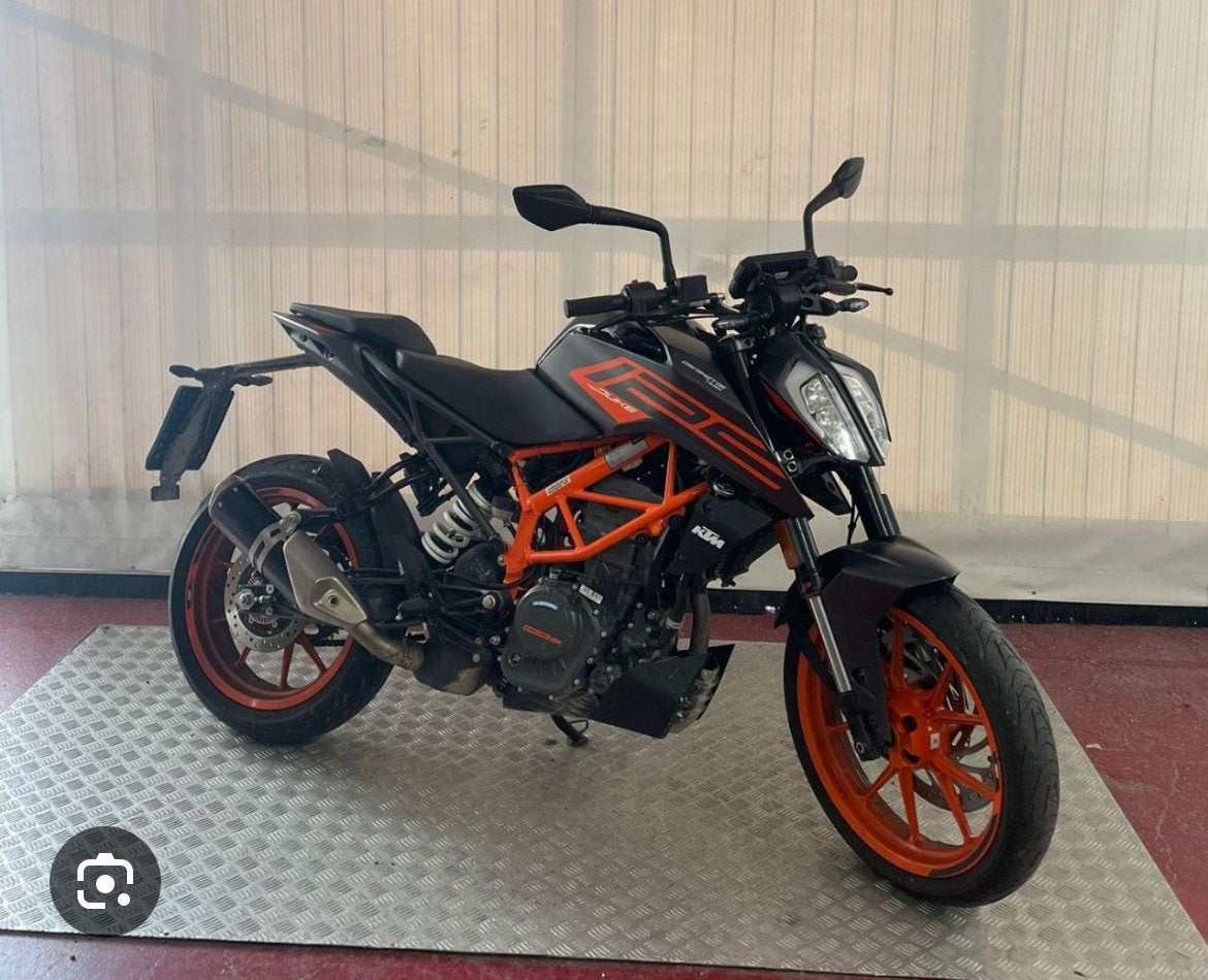 Opzoek naar ktm duke 125 frame + kenteken, Ophalen