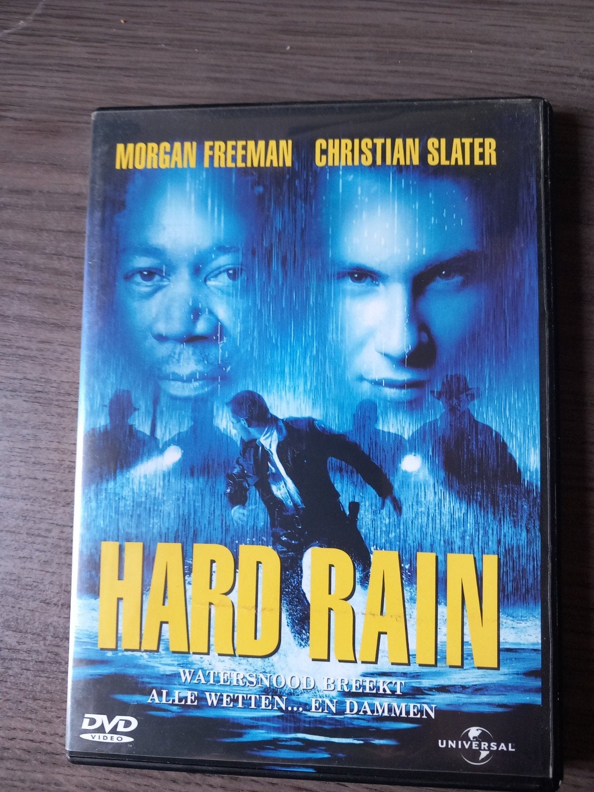 Hard Rain DVD - Actiethriller met Morgan Freeman, Cd's en Dvd's, Dvd's | Actie, Gebruikt, Actiethriller, Inclusief doosje, Vanaf 12 jaar