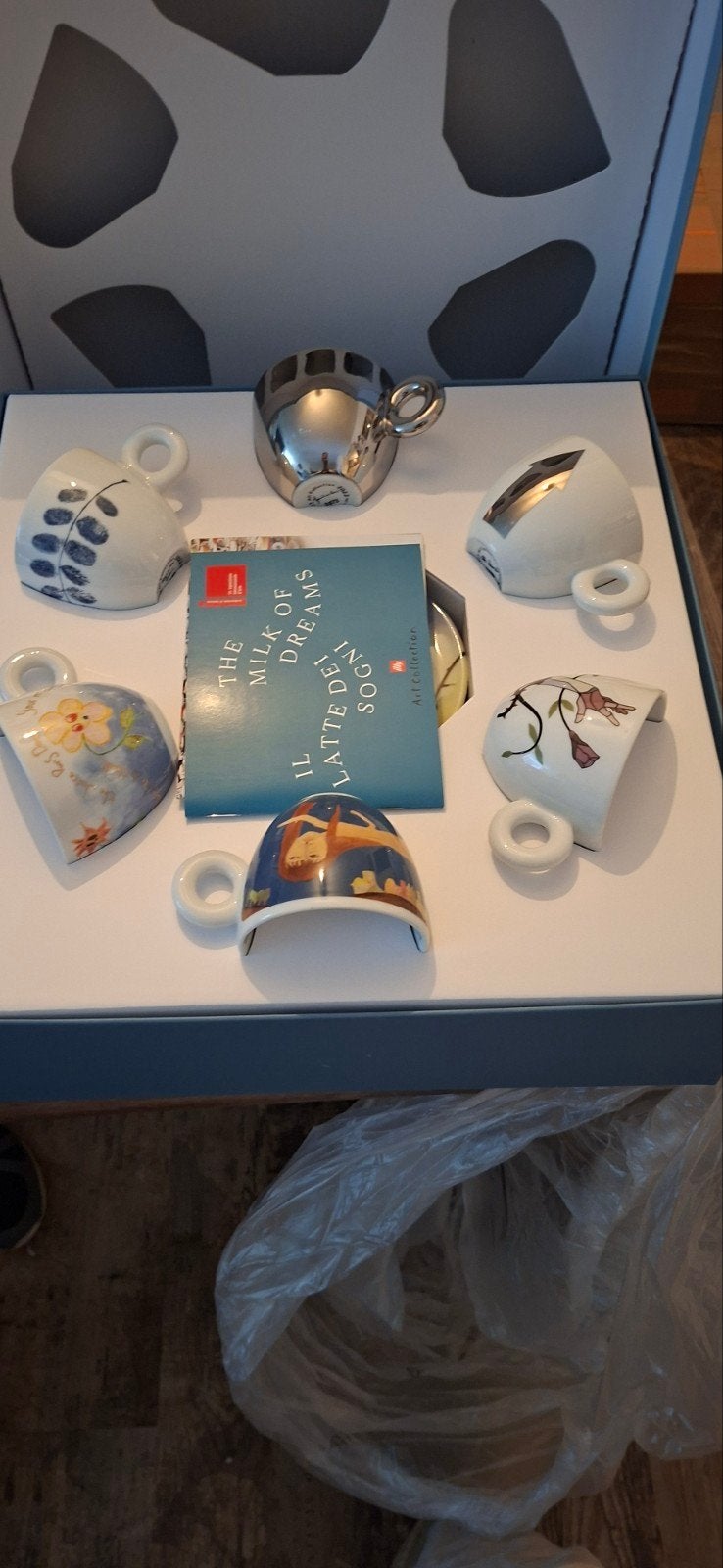 Illy Art Collection Cappuccino Kopjes - The Milk of Dreams, Huis en Inrichting, Keuken | Servies, Ophalen of Verzenden, Nieuw