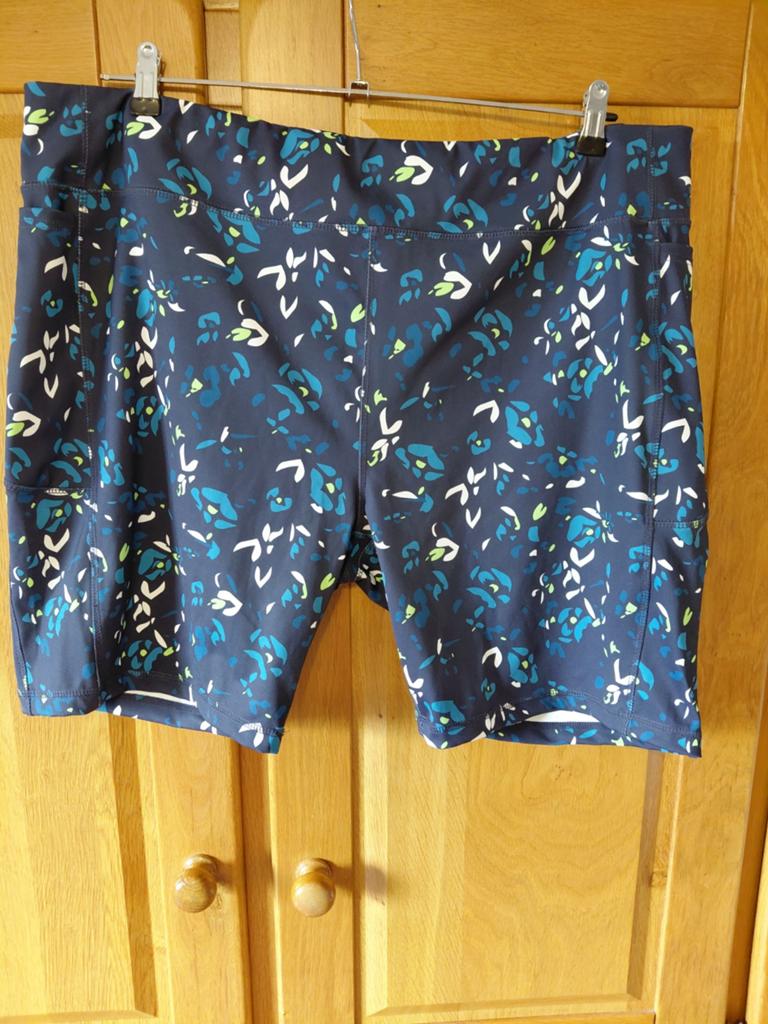 Bonprix korte broek/zwembroek maat 56/58 zgan, Bonprix, Ophalen of Verzenden, Zo goed als nieuw, Blauw