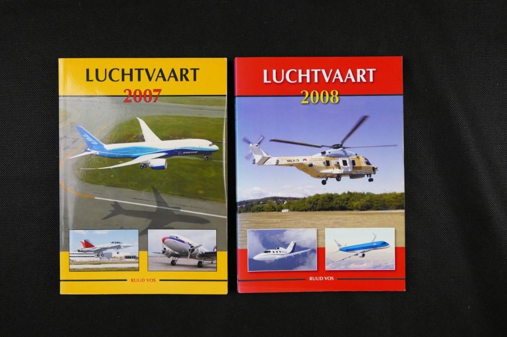 Luchtvaart 2007 en 2008 door Ruud Vos - complete set, Boeken, Vervoer en Transport, Zo goed als nieuw, Ophalen of Verzenden