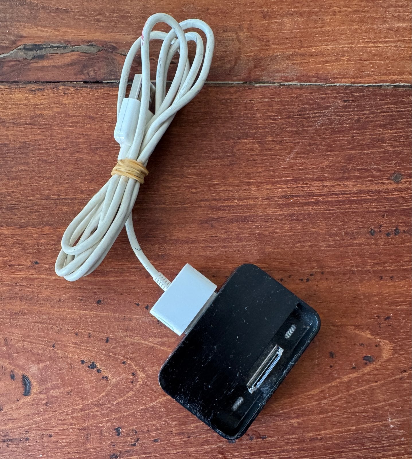 iPod Dock met USB-kabel en 30-pins adapter, Ophalen of Verzenden, Gebruikt, Dock of Kabel, Classic of Photo