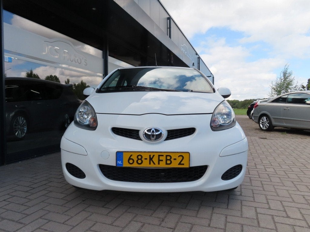Toyota AYGO 1.0-12V Xcite White Airco 5 Deurs 2009, Voorwielaandrijving, Gebruikt, 4 stoelen, Origineel Nederlands