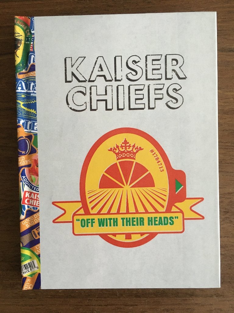 Cd+Dvd Set Kaiser Chiefs Off With Their Heads Book NIEUW, Inclusief DVD, Pop, Ophalen of Verzenden, Nieuw in verpakking