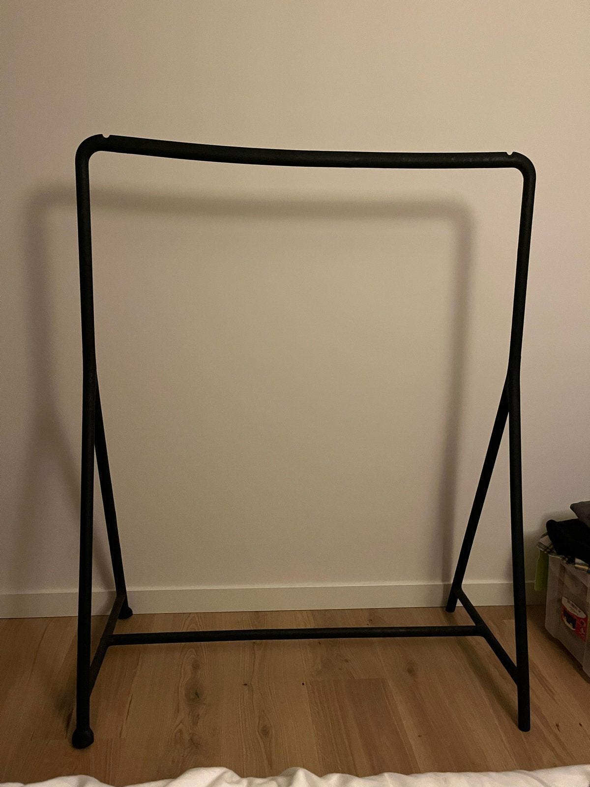 Zwart kledingrek, modern design, Ophalen, Gebruikt