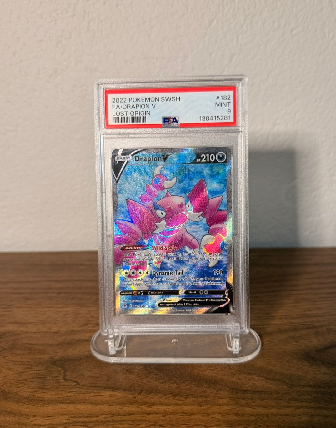 Pokémon Drapion V 182/196 Lost Origin - English PSA 9, Ophalen of Verzenden, Zo goed als nieuw