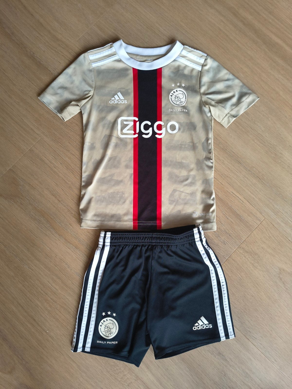 Ajax tenue 2022/2023 - Maat 110-116 (4-6 jaar), Ophalen of Verzenden, Gebruikt, Adidas, Jongen of Meisje