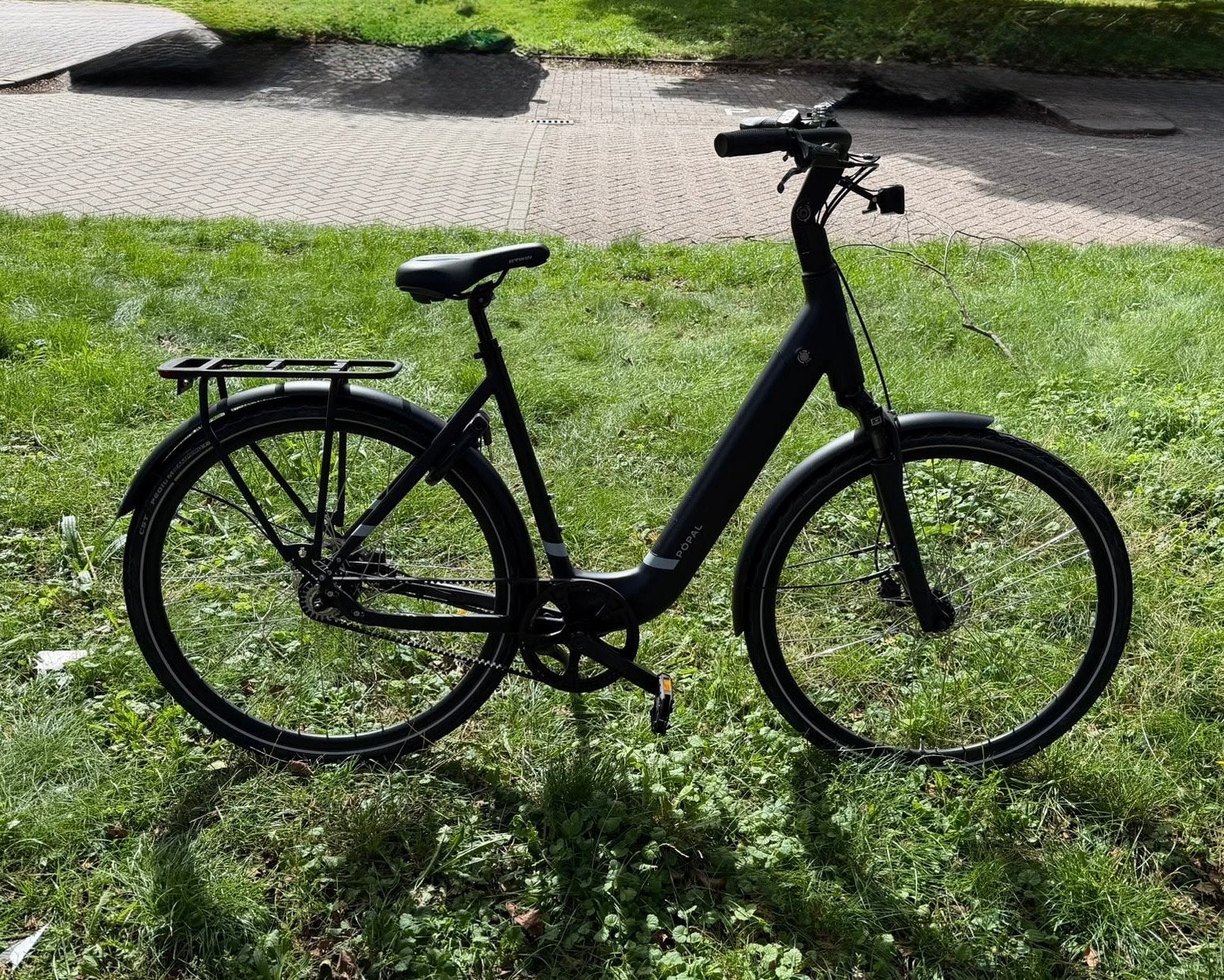 Zo goed als nieuwe elektrische fiets - Popal ARC1 Plus, Gebruikt, 51 tot 55 cm, 50 km per accu of meer, Ophalen