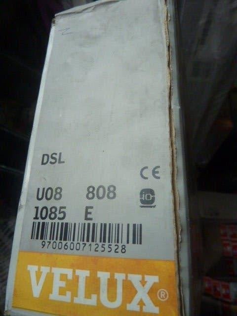 Nieuw Velux verduisterend gordijn op solar / U08 ( 134x140 ), Ophalen of Verzenden, Nieuw, Beige