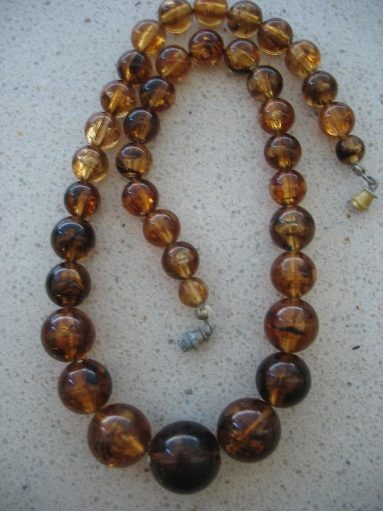 Ketting Kralen Synthetisch Amber ( nr. 4) Vintage, Ophalen of Verzenden, Overige materialen, Ketting