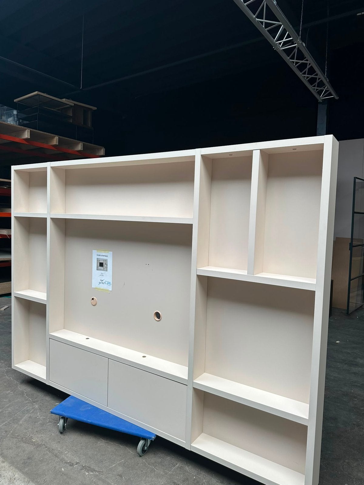Tv meubel showroommodel, Huis en Inrichting, 200 cm of meer, 150 tot 200 cm, Ophalen of Verzenden, Minder dan 25 cm