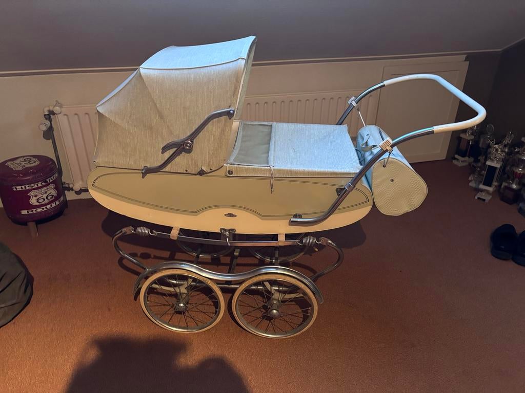 Vintage Koelstra Kinderwagen - Klassiek Design, Kinderen en Baby's, Kinderwagens en Combinaties, Gebruikt, Met reiswieg, Ophalen