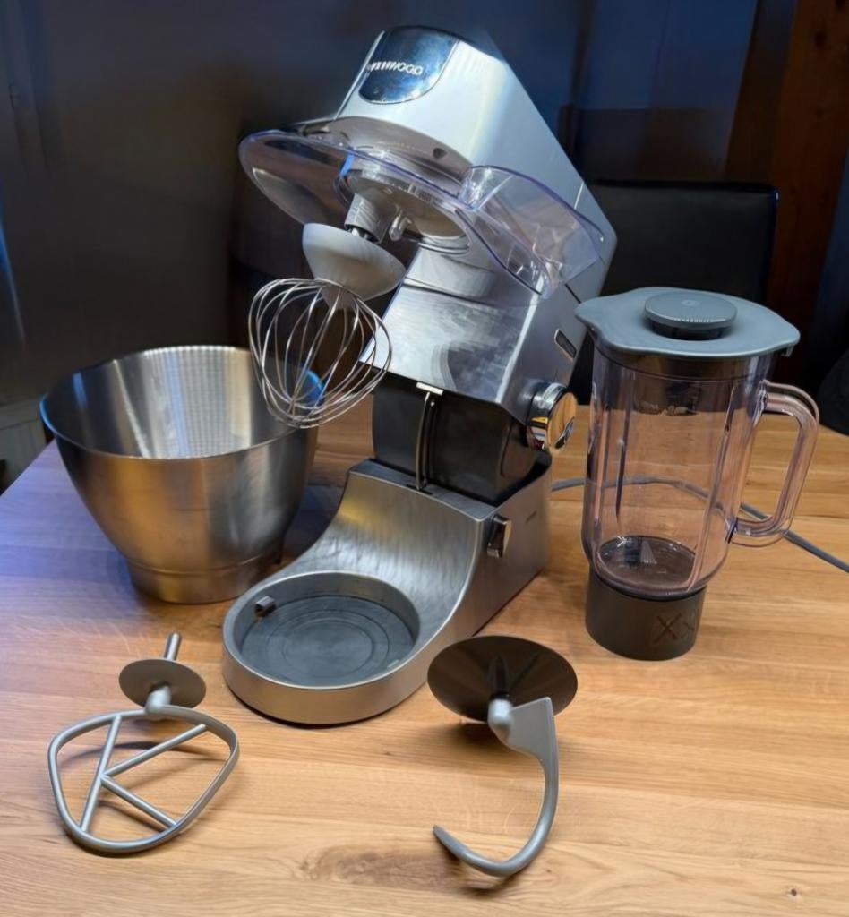 Zo goed als nieuwe kenwood keukenmachine, 4 liter of meer, Verzenden, Zo goed als nieuw, 3 snelheden of meer