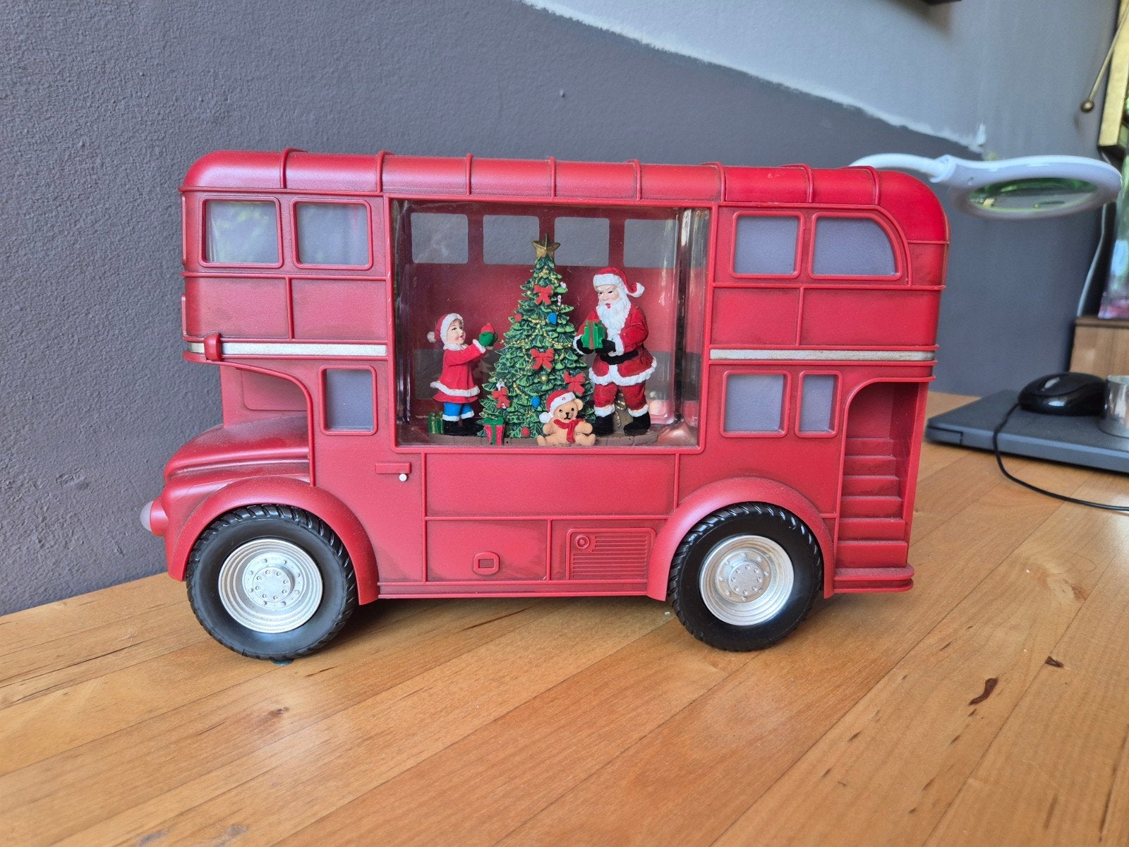 Engelse bus - kerst, Ophalen