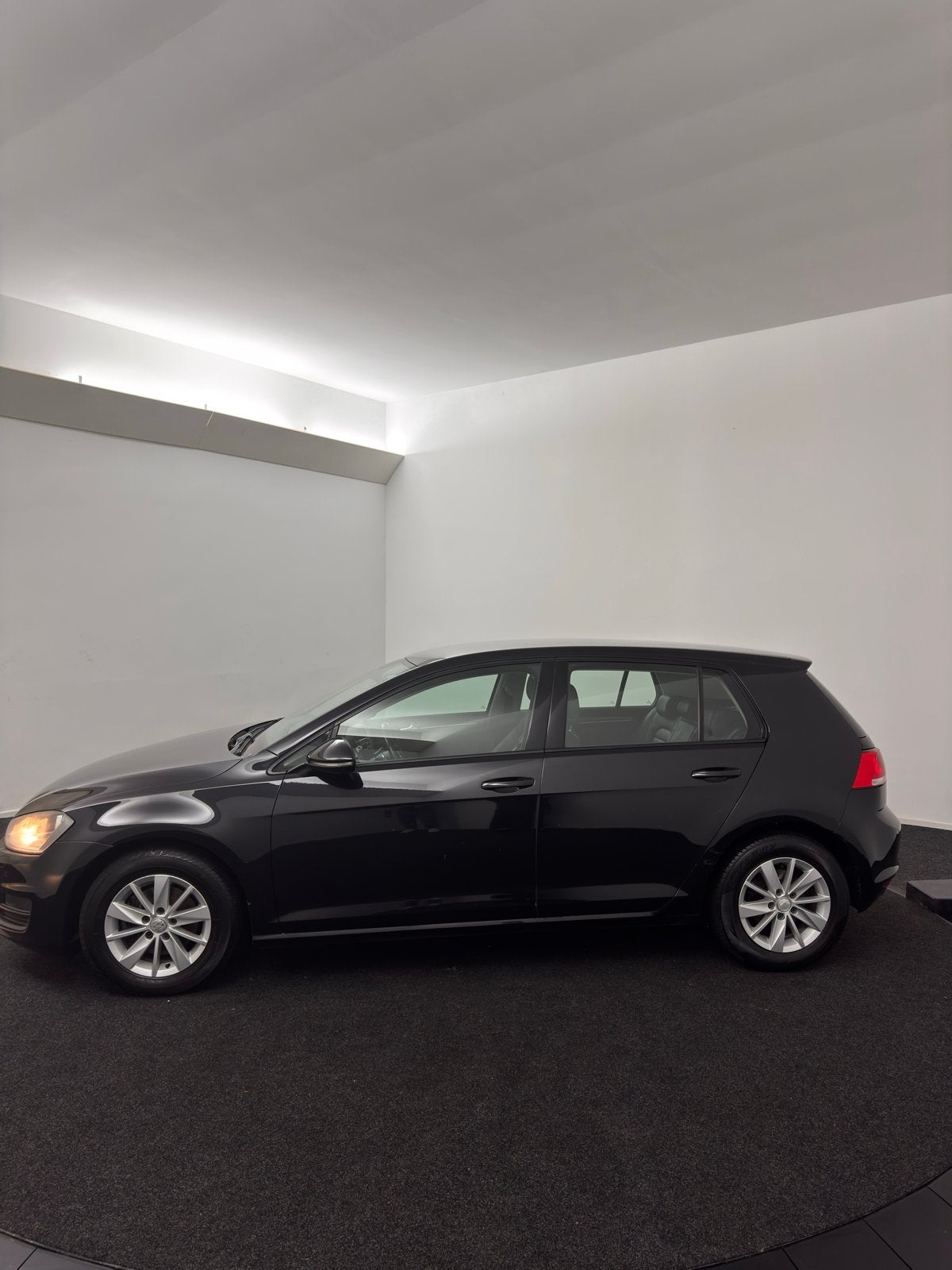Volkswagen Golf 1.2 TSI 77KW 5D 2013 Zwart, Auto's, 4 cilinders, 620 kg, 1151 kg, Geïmporteerd