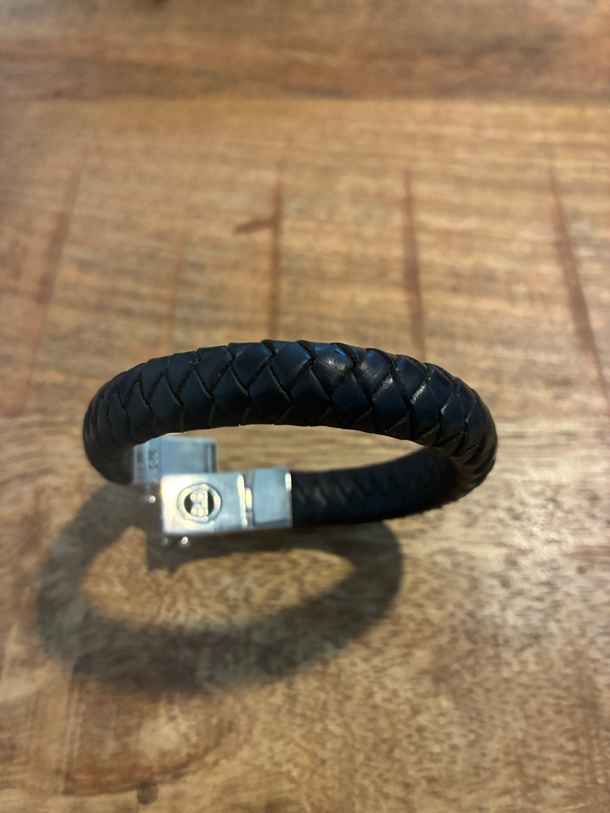 Buddha to Buddha armband zwart leer met zilveren sluiting, Ophalen of Verzenden, Gebruikt, Zwart, Leer